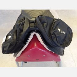 Sadeltaske til foran sadlen